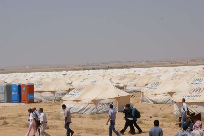 المفوضية: تلقيح ثلث اللاجئين بمخيمات الأردن