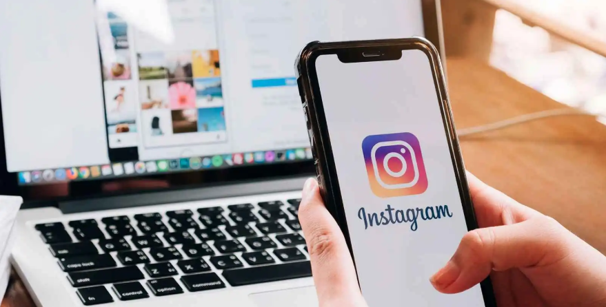 "إرثك الرقمي" ..  كيف تنتقل حساباتك إلى عائلتك؟
