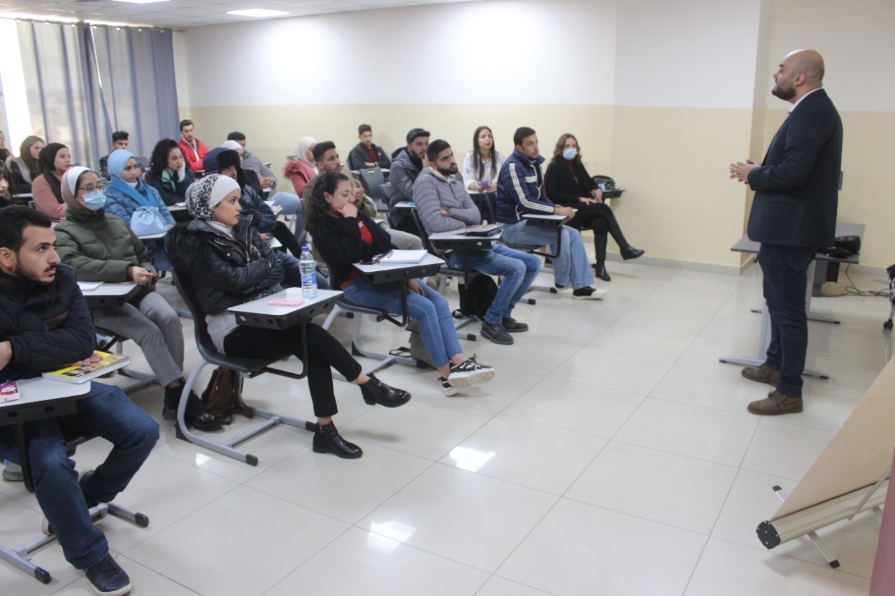 جامعة "الشرق الأوسط" تنظم محاضرة حول تعزيز الخطاب الحقوقي