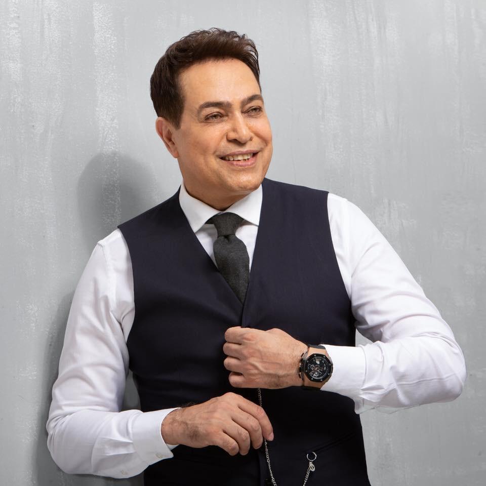 بالفيديو و الصور  ..  حكيم يكشف عن أول أجر تقضاه من الغناء