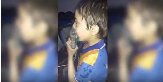 بالفيديو  ..  مجزرة الكيميائي في دوما 150 قتيلاً وألف مصاب
