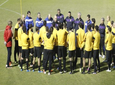 منتخب الكرة يكثف استعداداته للقاء عُمان في التصفيات الآسيوية