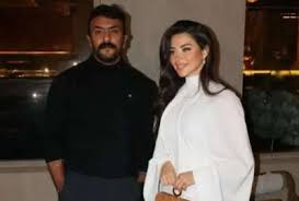 يارا السكري تنفي شائعات ارتباطها بأحمد العوضي