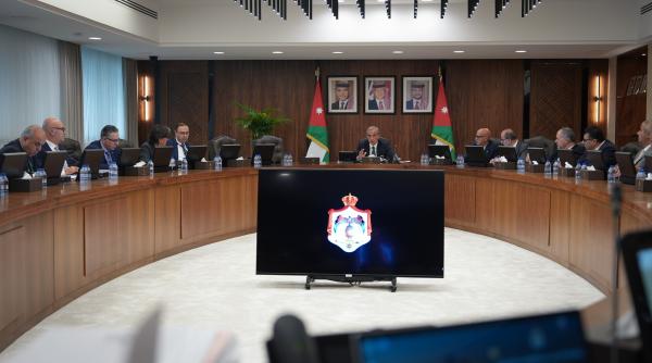 الحكومة توافق على اتفاقية لتوفير كراسي متحركة للأشخاذ ذوي الإعاقة