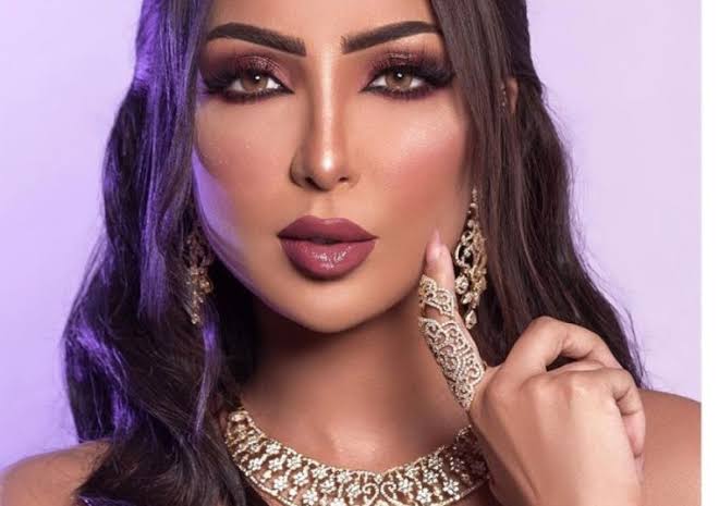 دنيا بطمة تمزق شعار وسيلة إعلامية وشقيقتها تطرد المُراسل!