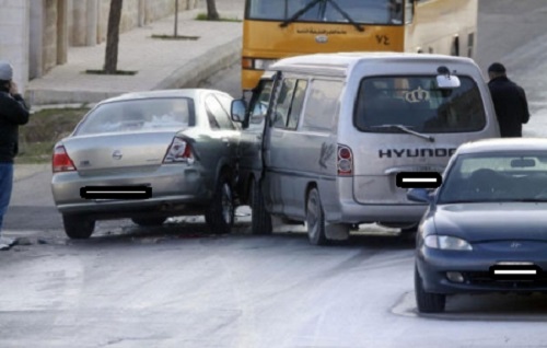 عمان : (4) اصابات بحادث تدهور مركبة 