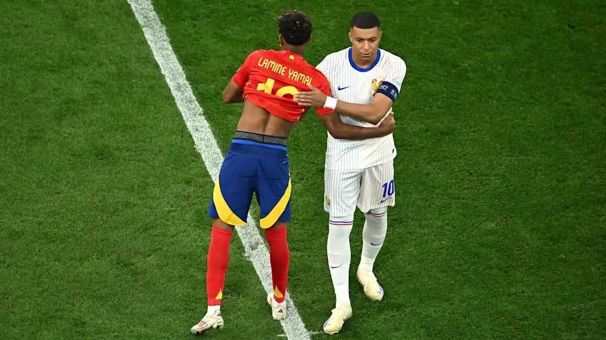 الكلاسيكو في الواجهة ..  3 عوامل تدفع مبابي لخوض مباراة ثأرية أمام لامين يامال  
