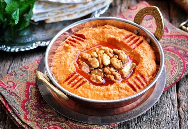 لذيذة ولا تقاوم ..  حضري المحمرة على الطريقة الشامية