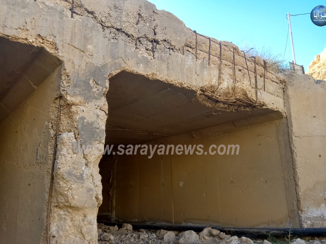 مخاوف من وجود تهالك بأجزاء من جسر بوادي موسى ومطالبات بتأهيله 