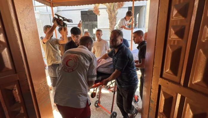 المروحيات تطلق النار شرقي غزة وشمال رفح وزوارق الاحتلال تطلق النار تجاه الصيادين 