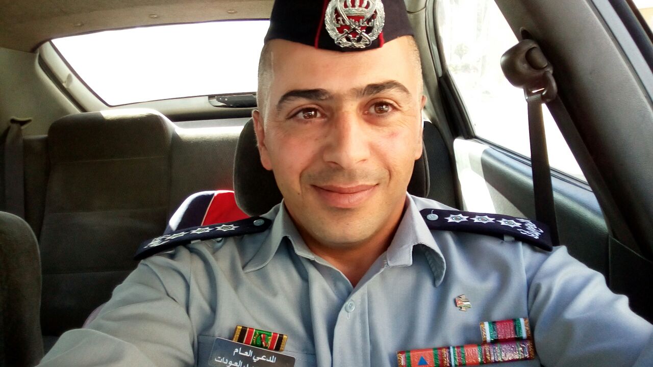 النقيب عصام العودات  مبارك الترفيع