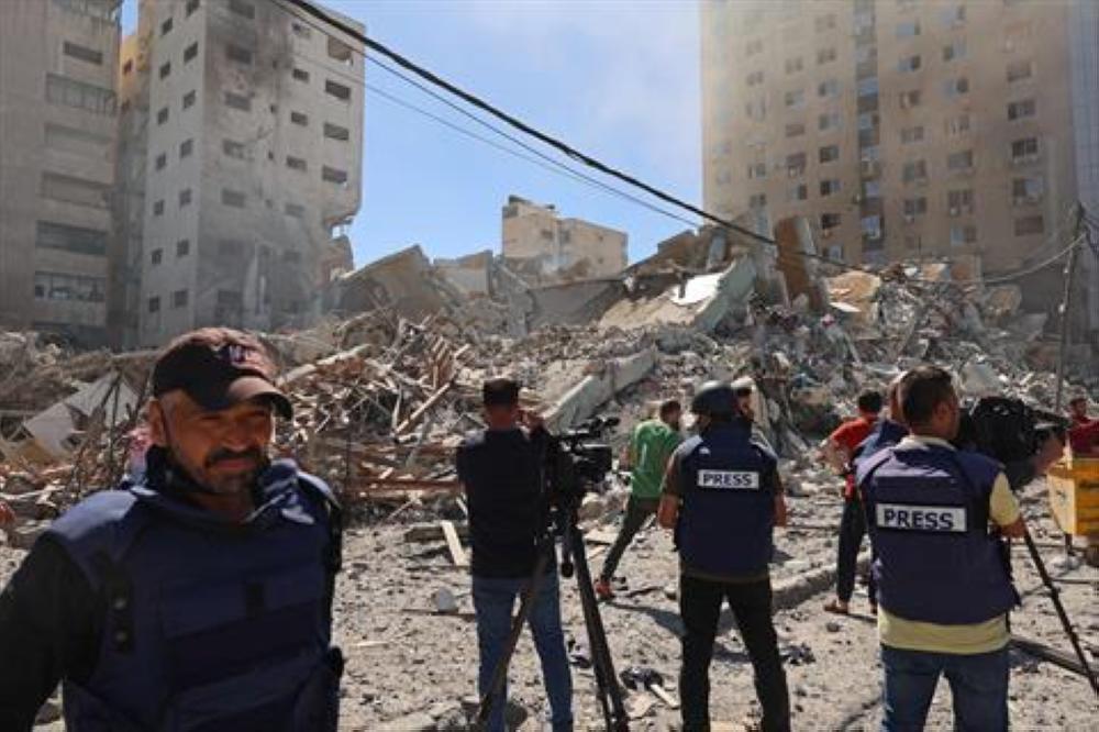 البيت الأبيض يؤكد لإسرائيل أن سلامة وسائل الإعلام "بالغة الأهمية" بعد غارة في غزة