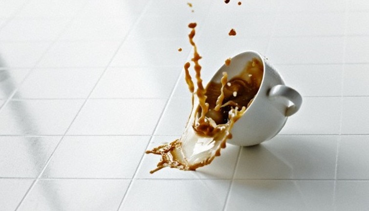 تفسير حلم دلق القهوة  