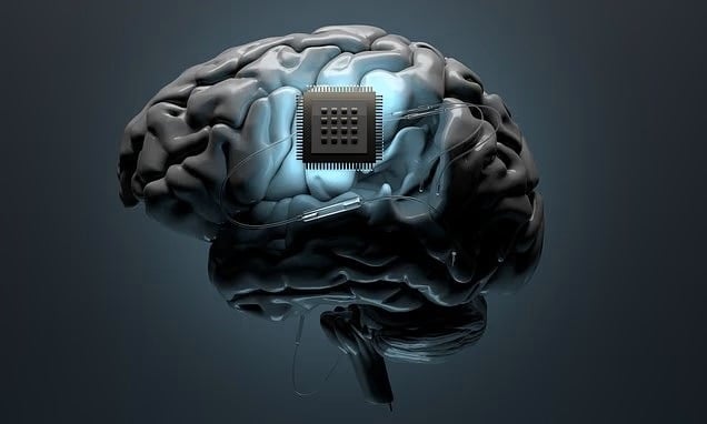 علماء يحذرون من "أسلحة الدماغ" التي تغير العقل وتتحكم في الإدراك