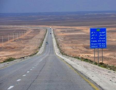 الدوريات الخارجية: إعادة فتح الطريق الصحراوي