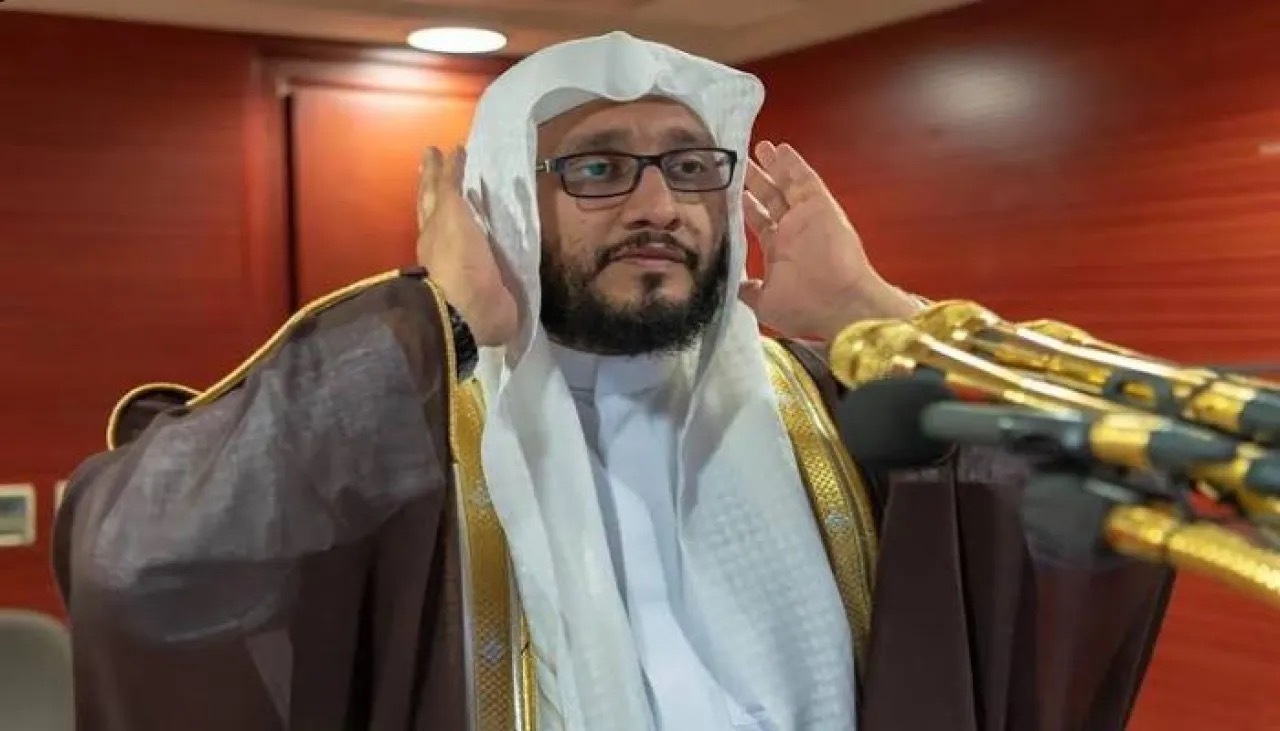 وفاة مؤذن المسجد الحرام الشيخ إبراهيم المدني