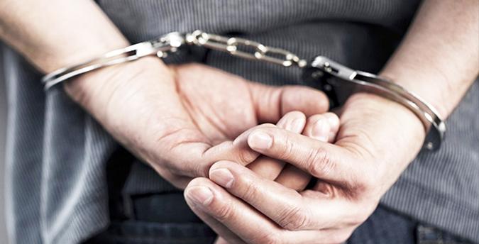 القبض على شخصين قاما بسرقة ١١ مركبة وحرق ٦ منها في الزرقاء وعين الباشا