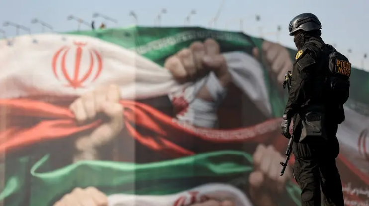 الحرس الثوري: اعتقال خلية بتهمة الإخلال بالنظام