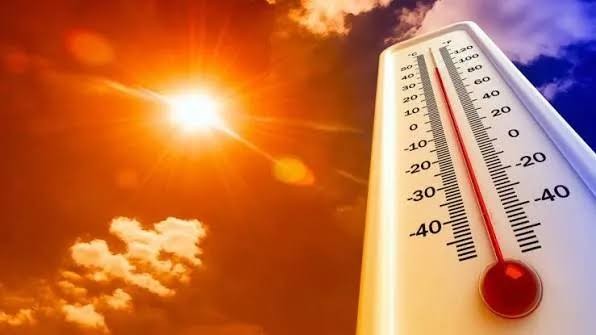 الأرصاد: أجواء حارة تبلغ ذروتها الجمعة وانخفاض على الحرارة السبت