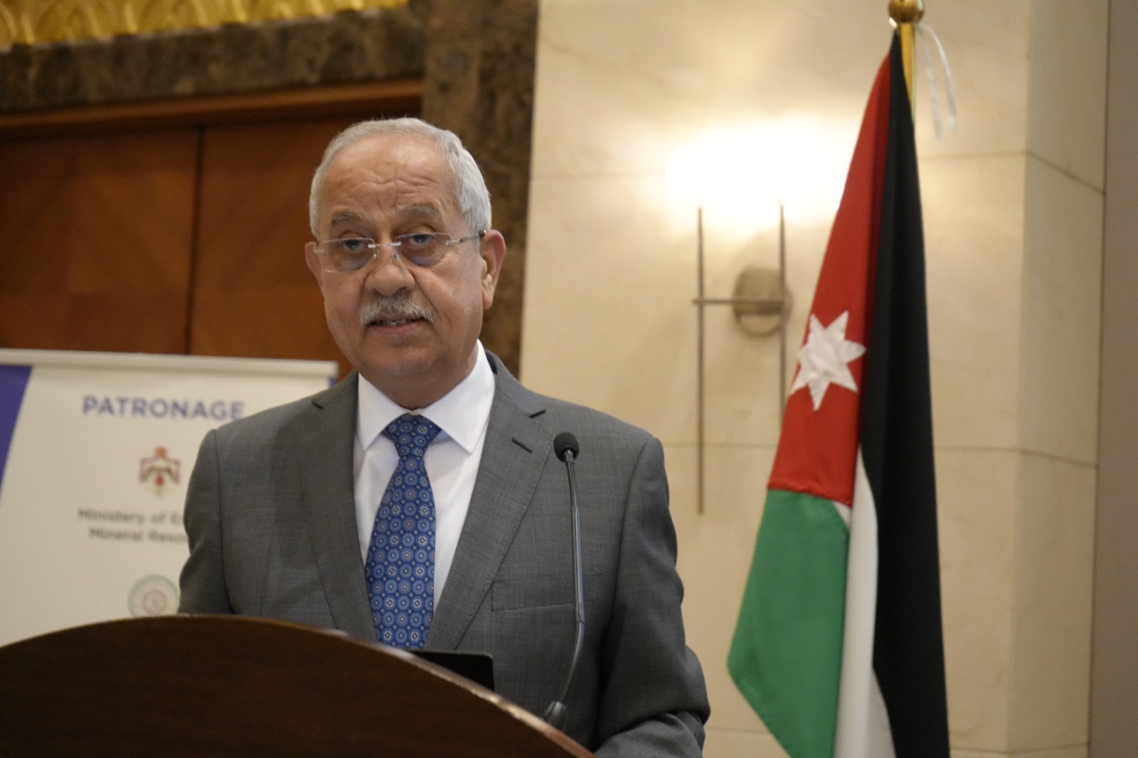 الجغبير: ايصال الغاز الطبيعي الى المصانع  ..  يعزز تنافسية القطاع الصناعي