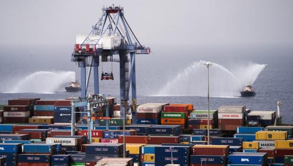 استقبال سفينة "كوتا أوديسي" في ميناء حاويات العقبة