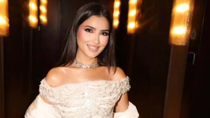 بعد اتهامها بشراء لجان إلكترونية لحسابات هندية ..  مي عمر: شغل رخيص