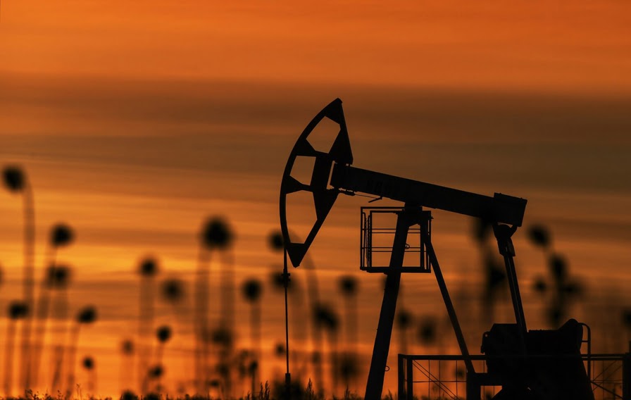 ارتفاع أسعار النفط وسط توقعات بانخفاض الإمدادات
