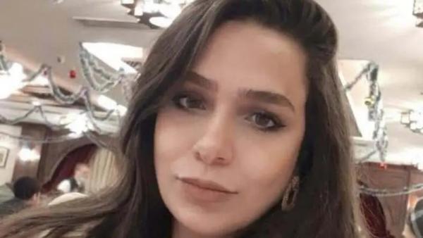 احتضنت أطفالها وماتت  ..  الزلزال ينهي حياة مصرية بالسكتة القلبية