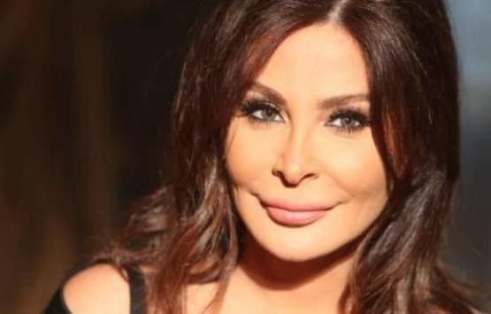 إليسا: العرب يقاتلون إسرائيل بالدعاء