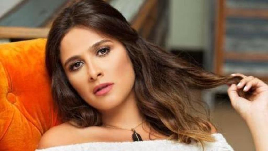 غيبوبة تامة ..  أخر التطورات الصحية للفنانة ياسمين عبد العزيز