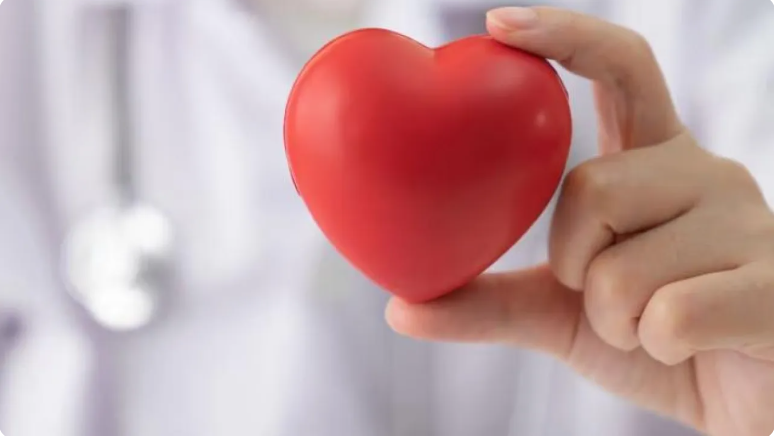 %55 من النساء في خطر ..  حقيقة طبية مرعبة عن أمراض القلب