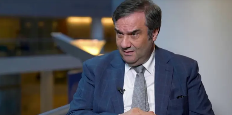 حاكم مصرف سوريا: إلغاء "قانون قيصر" يمهّد لعودة الاندماج المالي والحصول على تصنيف ائتماني