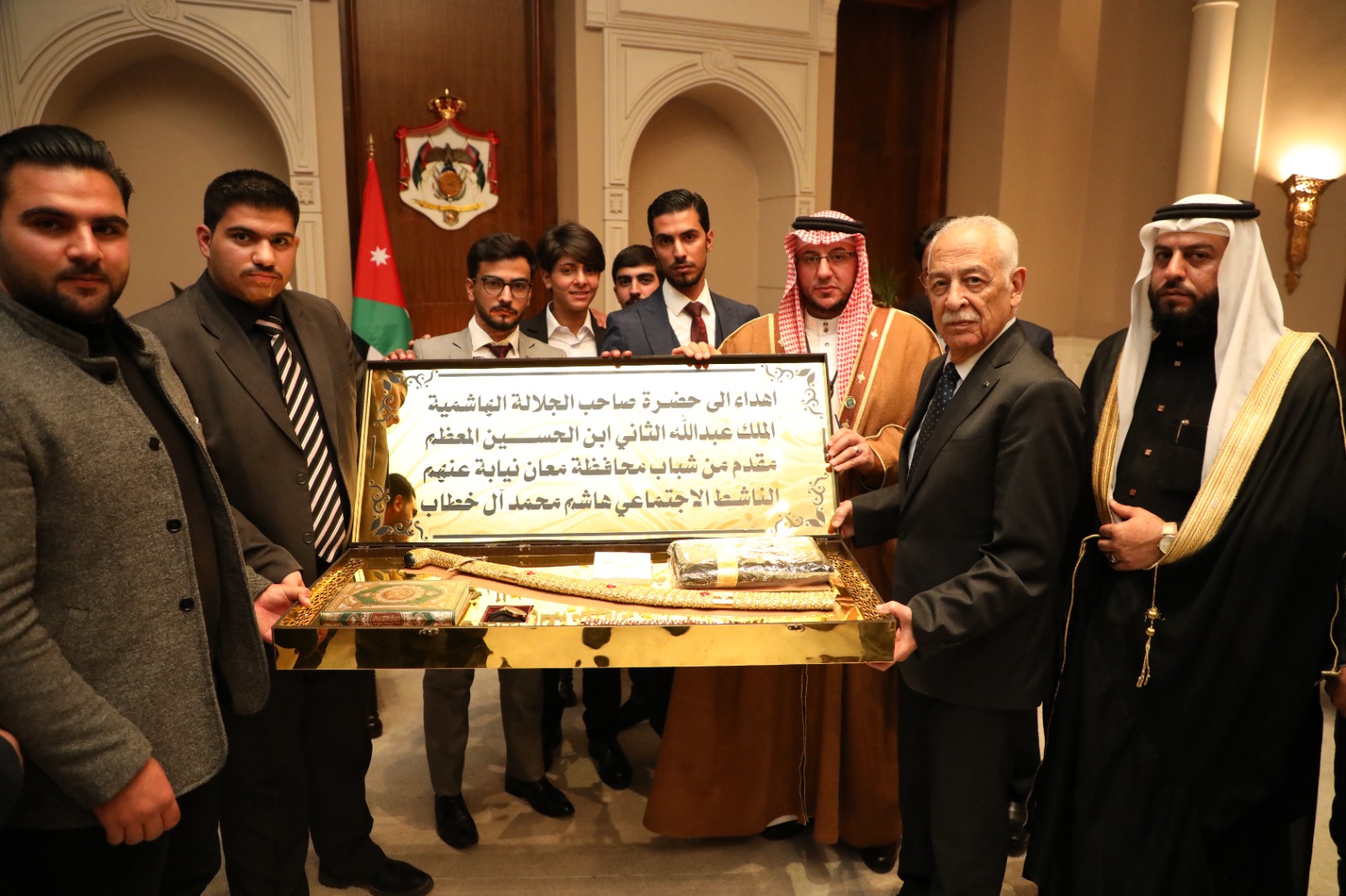 شباب معان يقدمون هدية الملك ..  آل الخطاب: يعبر عن الولاء والانتماء 