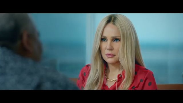 شيرين رضا تخطف الأنظار في الظهور الأول بمسلسل "شغل في العالي"  ..  صور 
