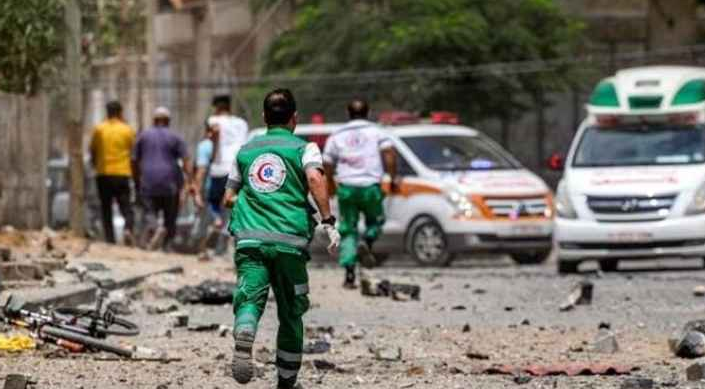 استشهاد مسعفين وعدد من الفلسطينيين في غزة
