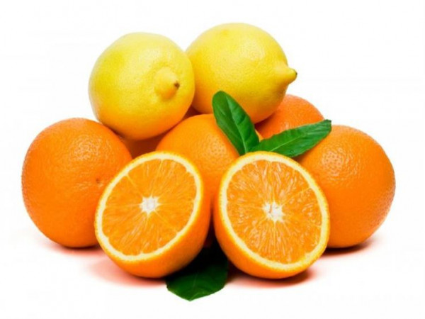 تناول مزيج من البرتقال والزيتون يساعد في علاج مرض خطير 
