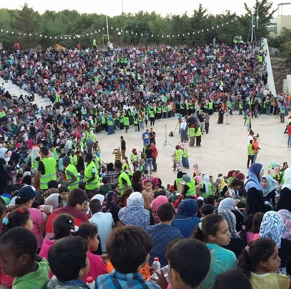 فريق نسمة خير ينظم افطارا لايتام "فلا تقهر" 