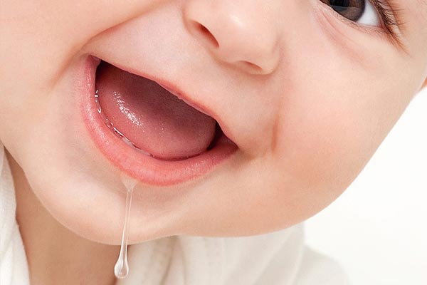 لتأخر التسنين عند الأطفال أسباب كثيرة وهامة ..  تعرفي عليها