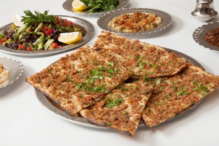 صفيحة بالطريقة التركية