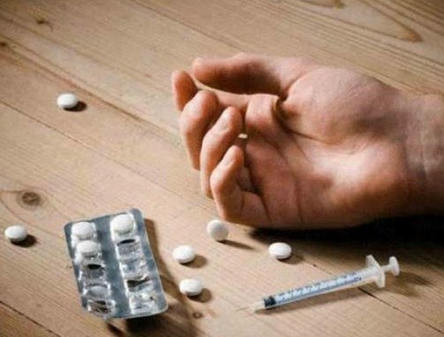جرعة مخدرات تقتل شابا شرقي عمان