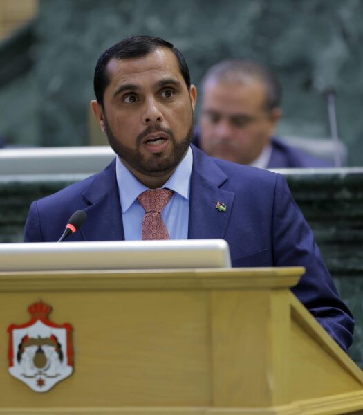 النائب المشاقبة يوجّه سؤالًا نيابيًا للحكومة حول تعاقد البريد الأردني مع شركة "واصل" الفلسطينية دون طرح عطاء مسبق - وثيقة