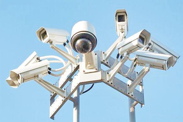 أمين عمان يكشف تفاصيل المراقبة الإلكترونية لشوارع العاصمة وضبط السلوكيات
