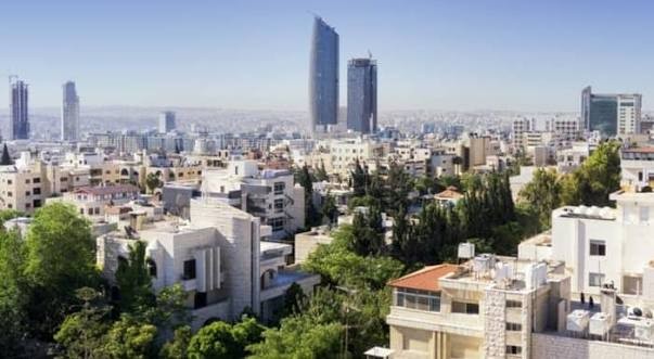 طقس لطيف الحرارة في أغلب المناطق السبت