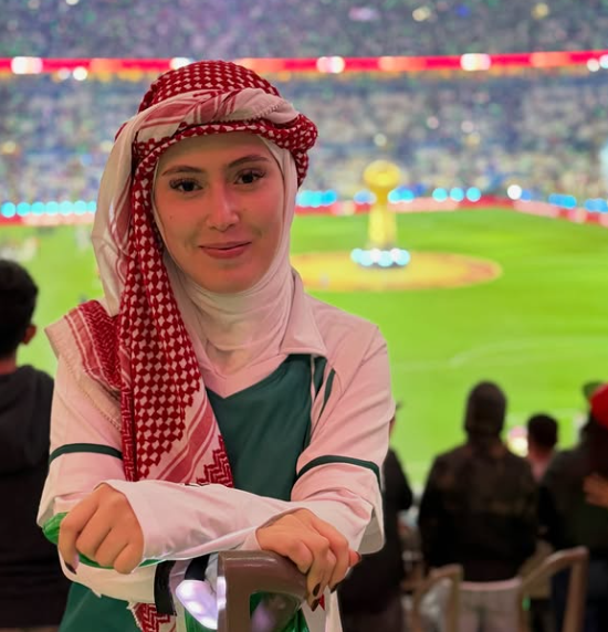 إيمان عجيسي كل عام وأنت بخير