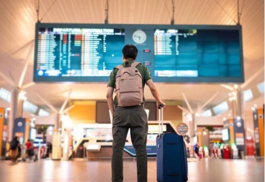 حكايات مضحكة وغريبة من مطارات حول العالم