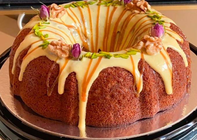 بالفيديو ..  اطيب كيكة تمر بالبهارات "خرافية" 