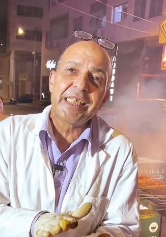 30 عامًا في عالم المشاوي ..  حسن الأسمر  الملقب بـ"دكتور كباب": أتحدى أي شخص ينتقد طعامي - فيديو