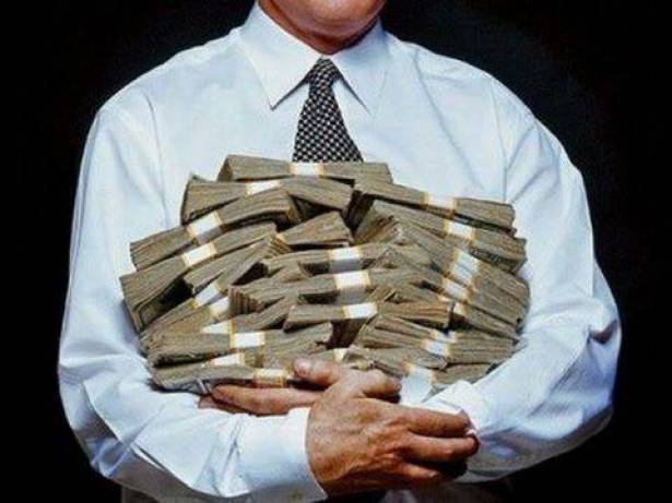 دراسة: هكذا تقتل الأموال مالكيها!