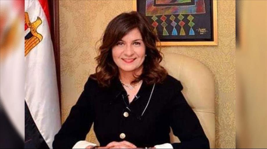 وزيرة مصرية سابقة: أصوات أمرت ابني بقتل زميليه في أمريكا