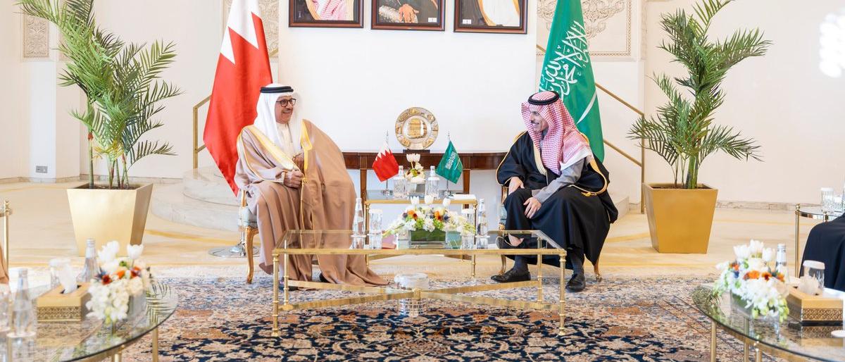 وزيرا خارجية السعودية والبحرين يبحثان تطورات المنطقة